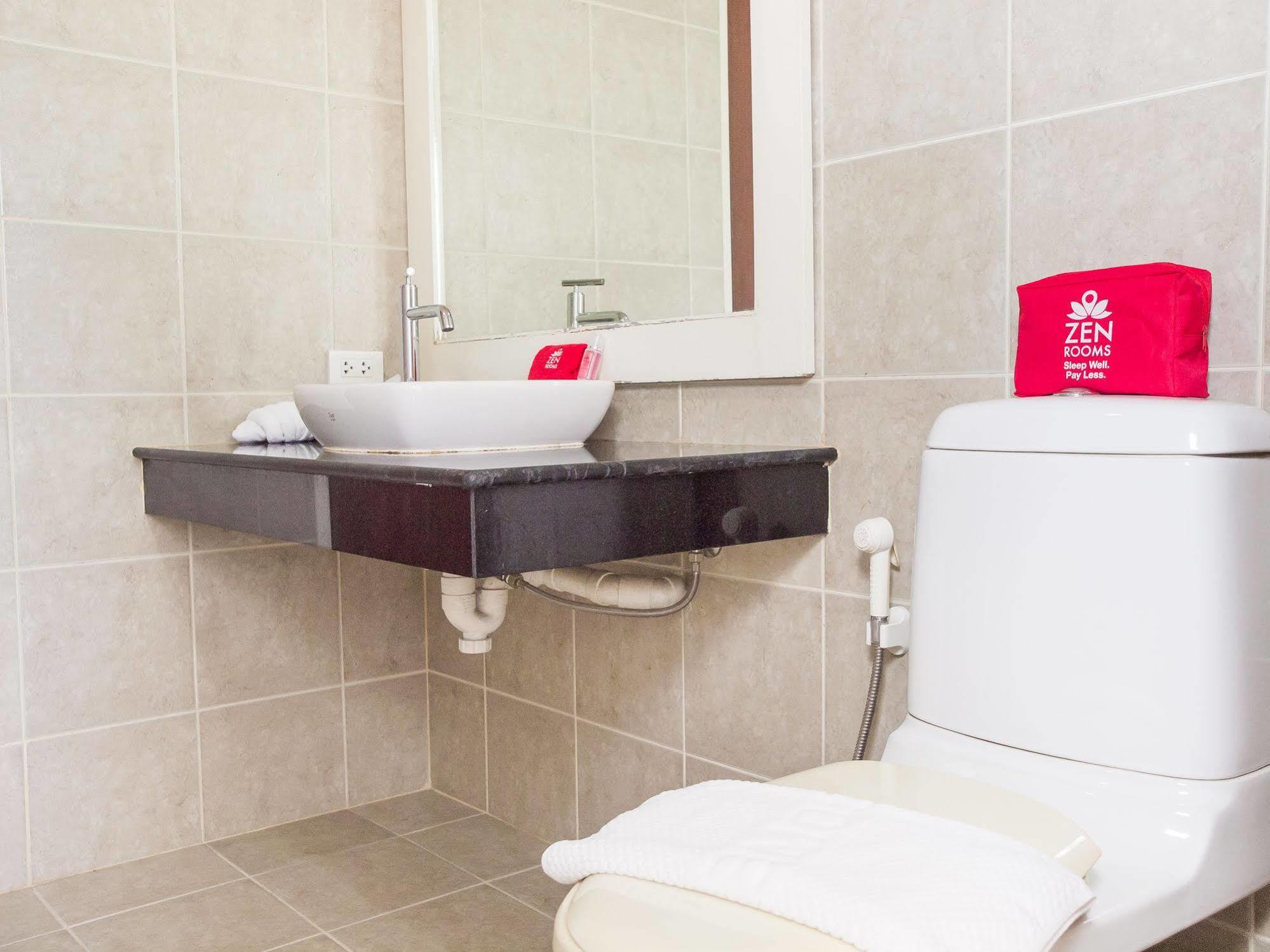 Zen Rooms Chaofa East Road Rawai Luaran gambar